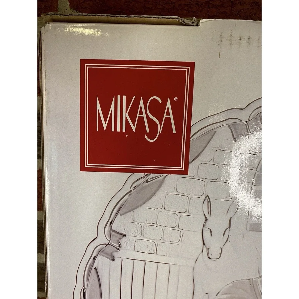 Mikasa featuring adds